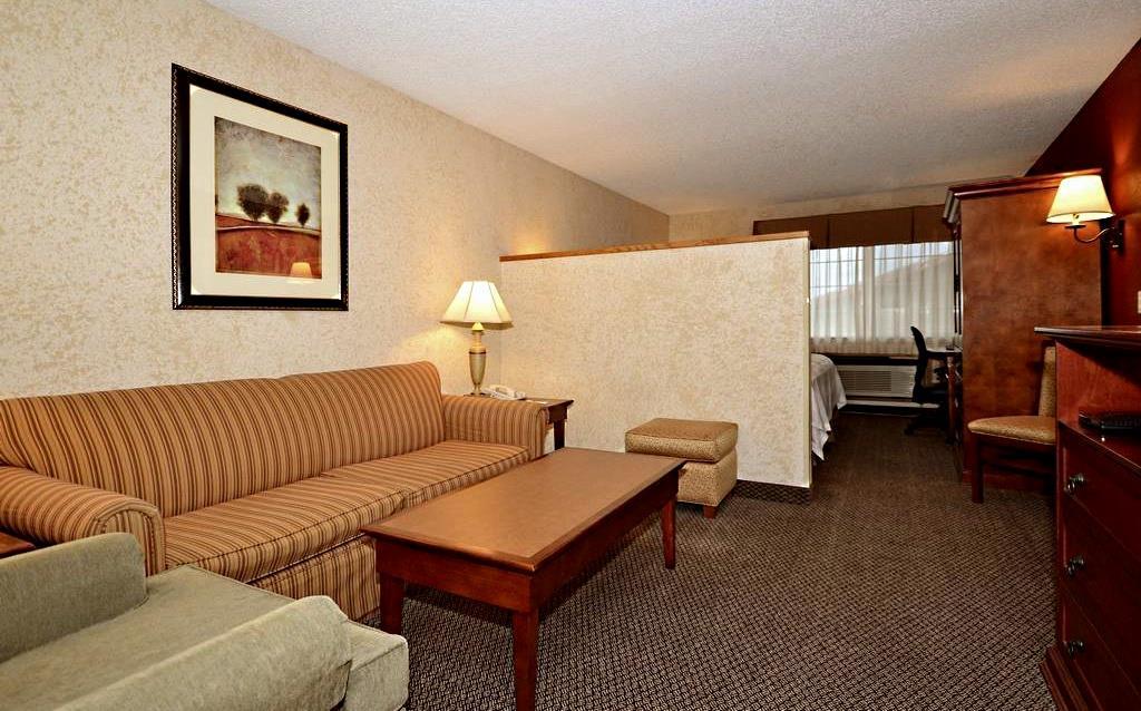 Best Western Plus Rama Inn Redmond Luaran gambar