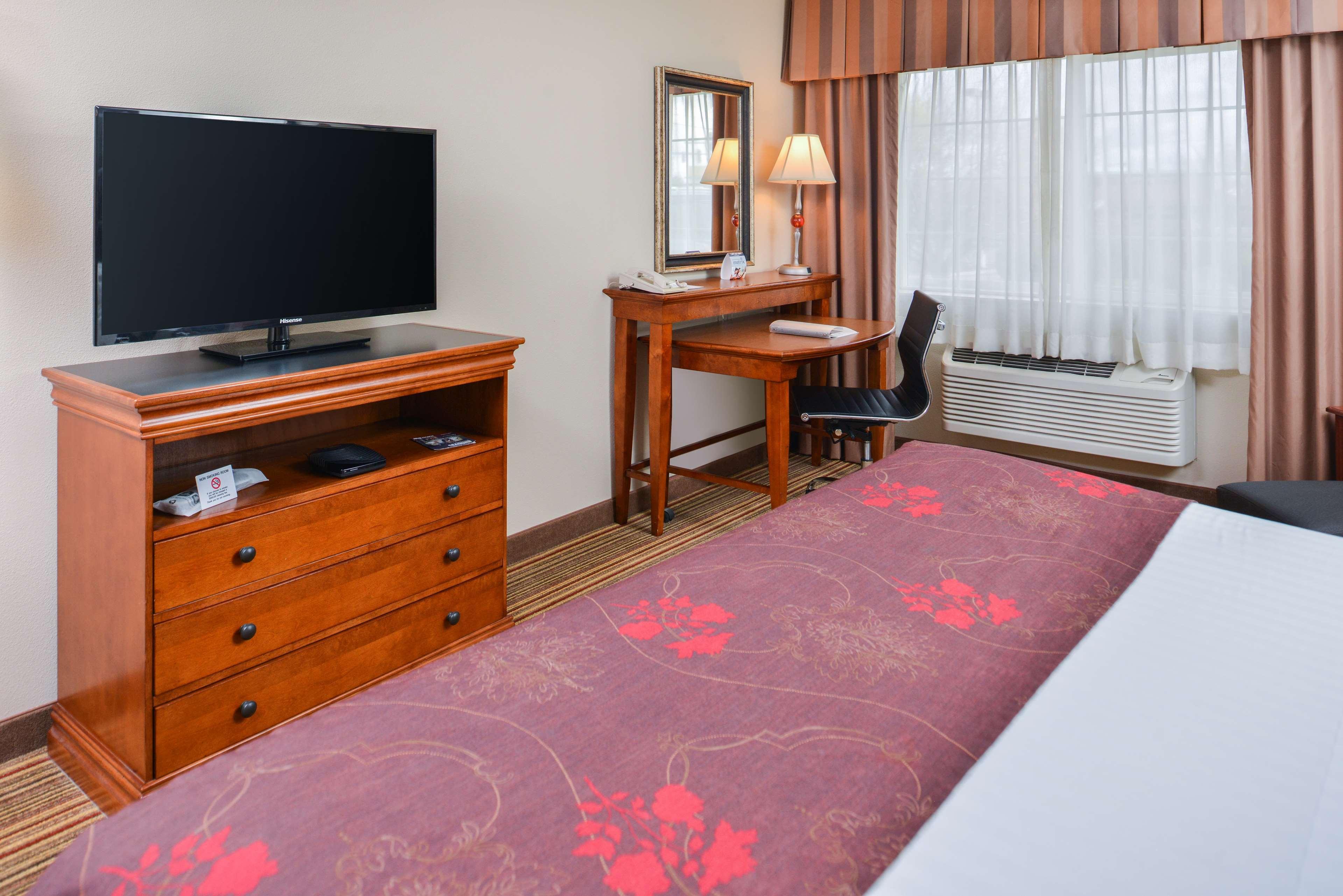 Best Western Plus Rama Inn Redmond Luaran gambar