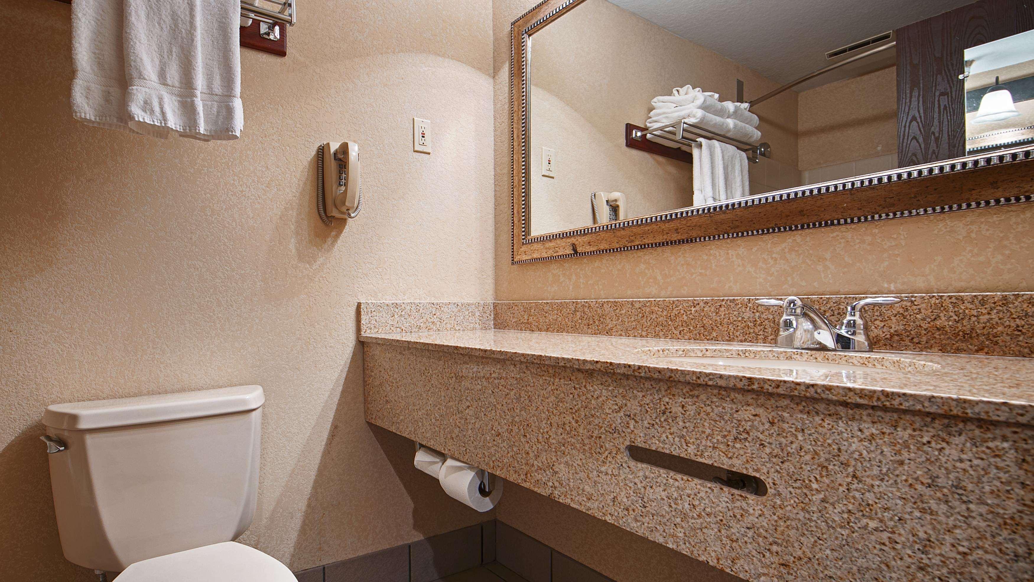 Best Western Plus Rama Inn Redmond Luaran gambar