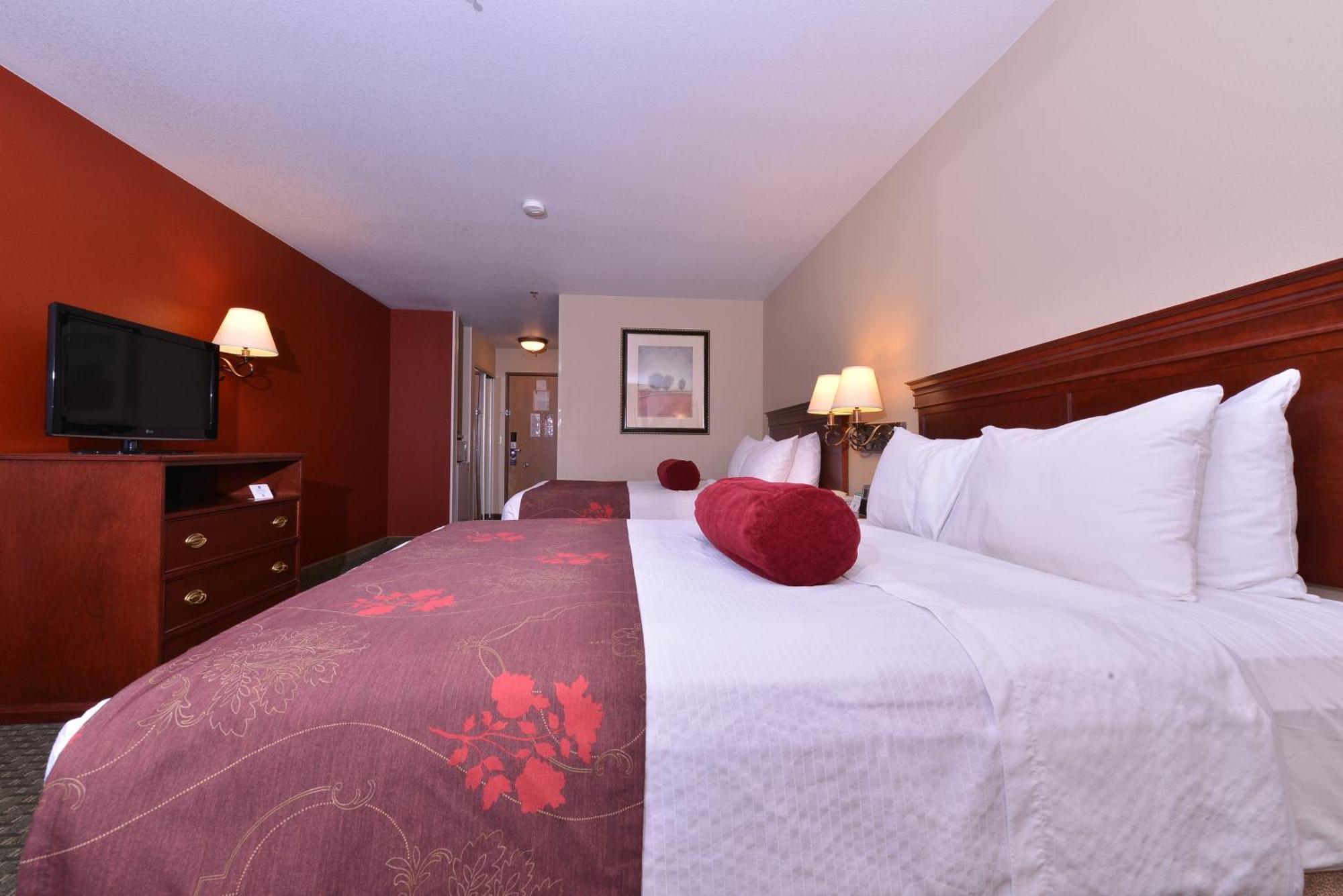 Best Western Plus Rama Inn Redmond Bilik gambar