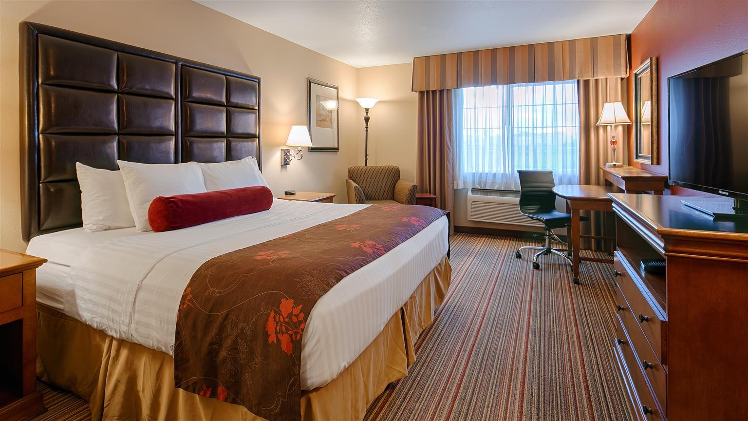 Best Western Plus Rama Inn Redmond Luaran gambar